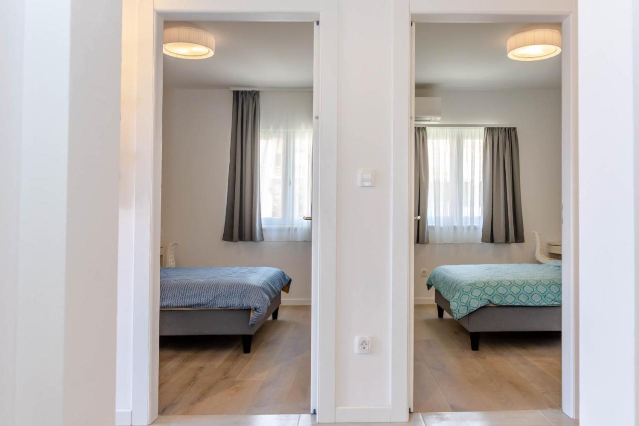 Apartment Ana Каштела Экстерьер фото