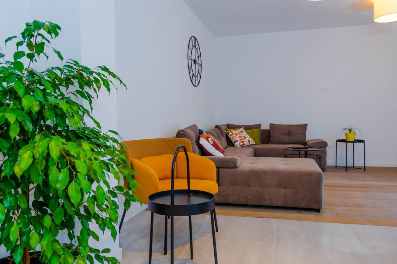 Apartment Ana Каштела Экстерьер фото